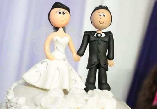 离婚两个孩子财产怎么判给女方